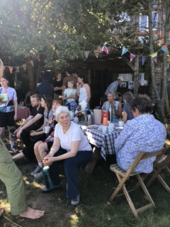 2195FC35-5B62-4100-AB4B-36E4051D7698_1_105_c